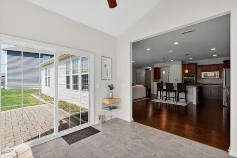 6121 Marigold Court Whitestown IN 46075
