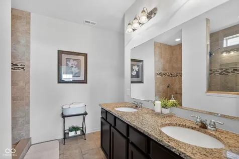 6121 Marigold Court Whitestown IN 46075