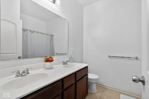 6121 Marigold Court Whitestown IN 46075