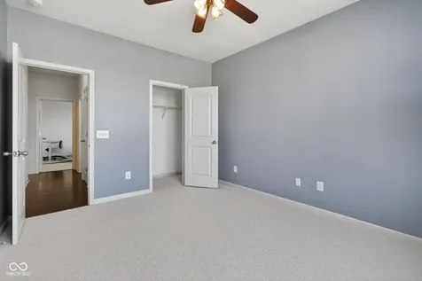 6121 Marigold Court Whitestown IN 46075