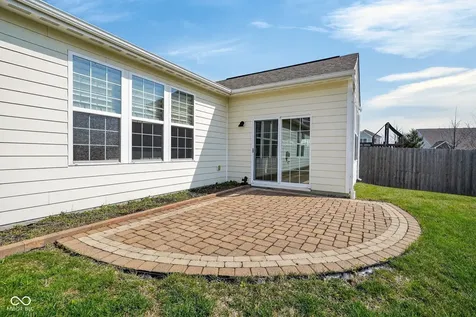 6121 Marigold Court Whitestown IN 46075