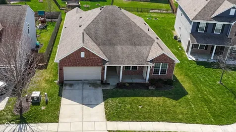 6121 Marigold Court Whitestown IN 46075