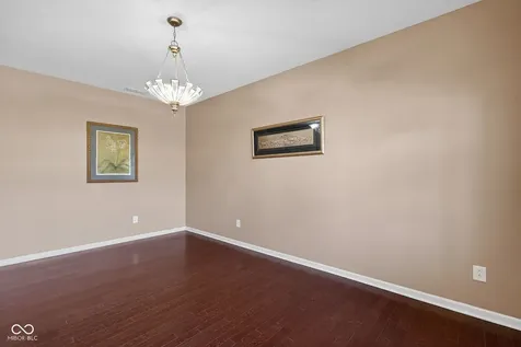 6121 Marigold Court Whitestown IN 46075