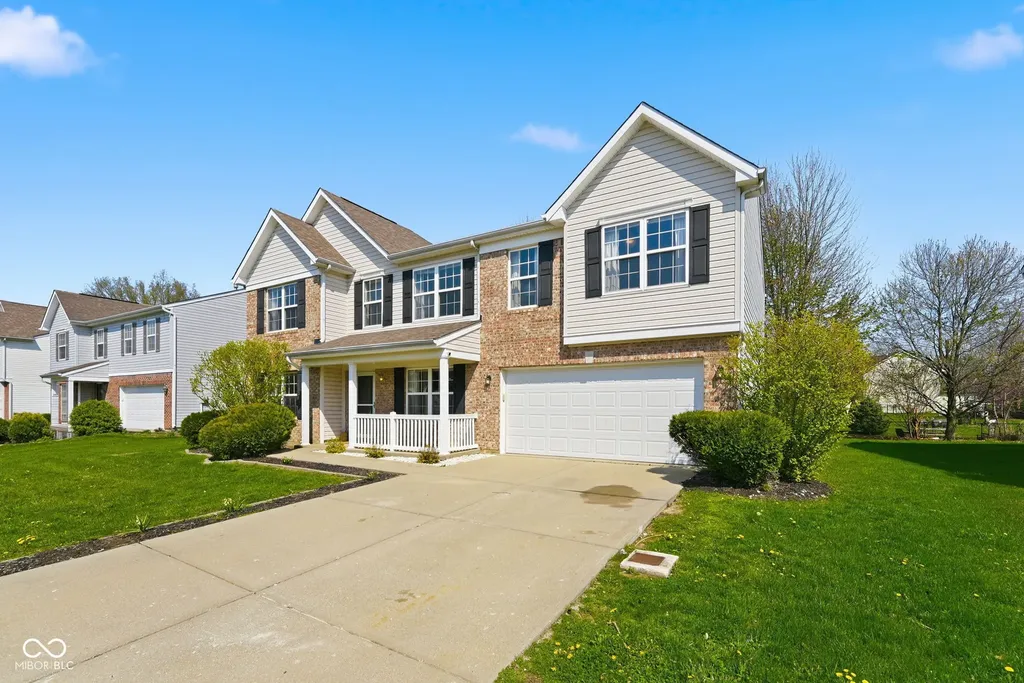 5841 Safari Drive Indianapolis IN 46237