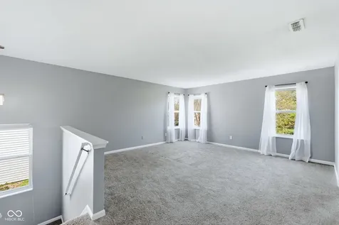 5841 Safari Drive Indianapolis IN 46237