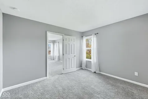 5841 Safari Drive Indianapolis IN 46237
