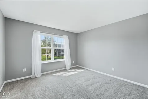 5841 Safari Drive Indianapolis IN 46237