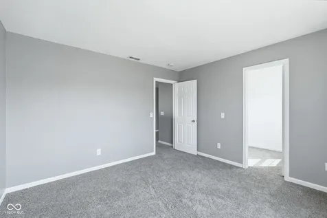 5841 Safari Drive Indianapolis IN 46237