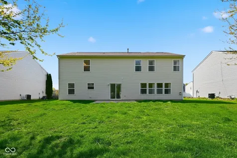 5841 Safari Drive Indianapolis IN 46237