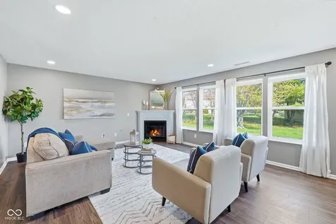 5841 Safari Drive Indianapolis IN 46237