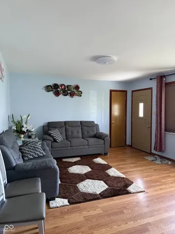 7109 Chandler Drive Indianapolis IN 46217
