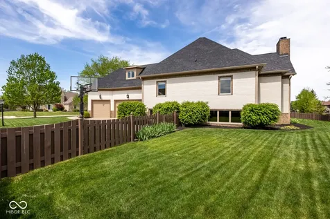 13722 Diving Hawk Crossing Fishers IN 46055