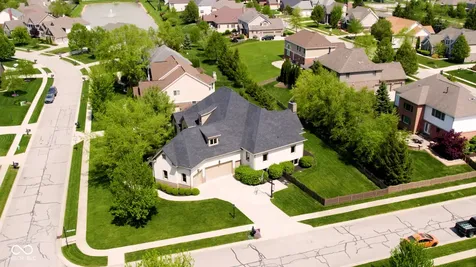 13722 Diving Hawk Crossing Fishers IN 46055