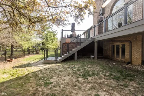 9904 Oak Ridge Drive Zionsville IN 46077