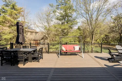 9904 Oak Ridge Drive Zionsville IN 46077