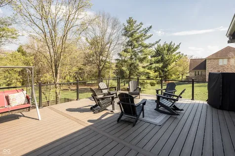 9904 Oak Ridge Drive Zionsville IN 46077