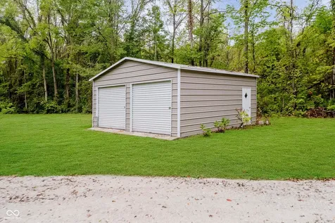 9135 E 256th Street Arcadia IN 46030