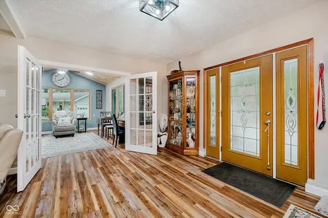 9135 E 256th Street Arcadia IN 46030