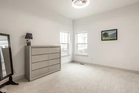 11363 Briargate Drive Fishers IN 46040