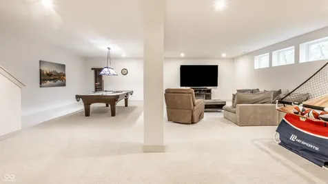 11363 Briargate Drive Fishers IN 46040