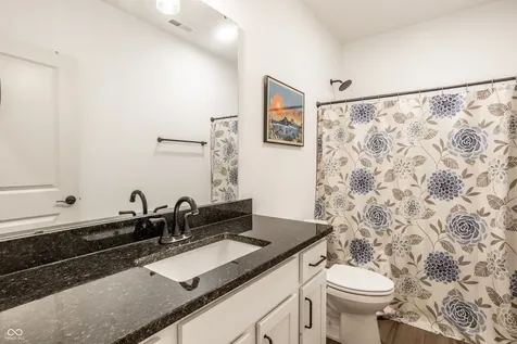 11363 Briargate Drive Fishers IN 46040