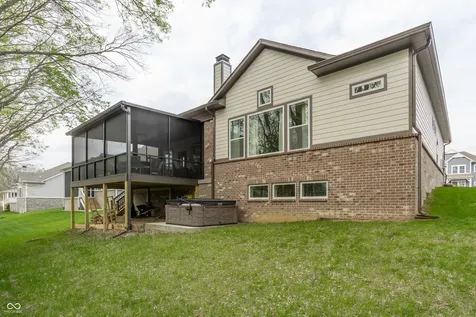 11363 Briargate Drive Fishers IN 46040