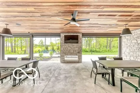 11363 Briargate Drive Fishers IN 46040