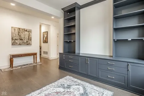 11363 Briargate Drive Fishers IN 46040