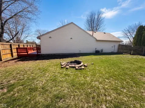 227 Park Place Court Avon IN 46123