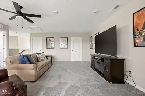 887 Tuxedo Drive Westfield IN 46074