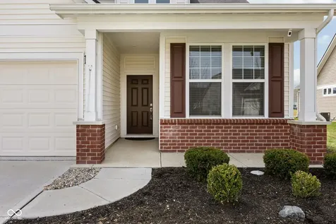 887 Tuxedo Drive Westfield IN 46074
