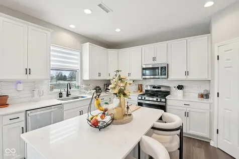 4696 Homestead Drive Whitestown IN 46075