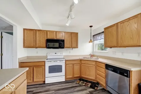 2428 Foxtail Drive Plainfield IN 46168