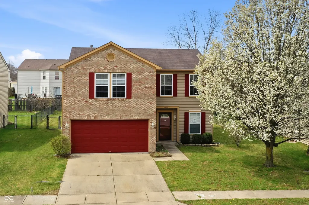 5804 Grassy Bank Drive Indianapolis IN 46237