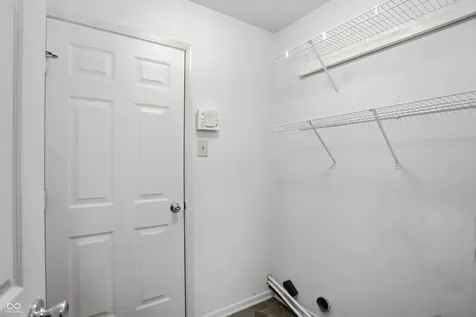 5804 Grassy Bank Drive Indianapolis IN 46237