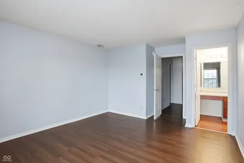 5804 Grassy Bank Drive Indianapolis IN 46237