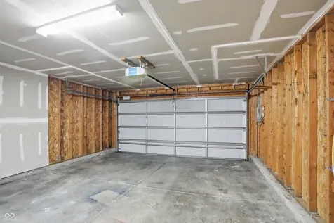 5804 Grassy Bank Drive Indianapolis IN 46237