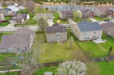 5804 Grassy Bank Drive Indianapolis IN 46237