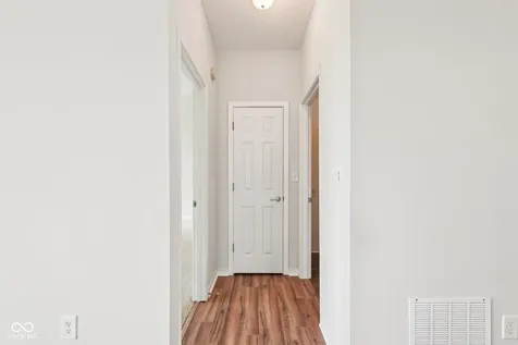 5792 W Port Drive Mccordsville IN 46055