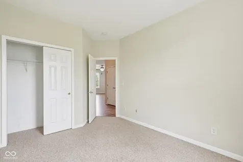 5792 W Port Drive Mccordsville IN 46055