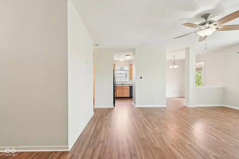 5792 W Port Drive Mccordsville IN 46055