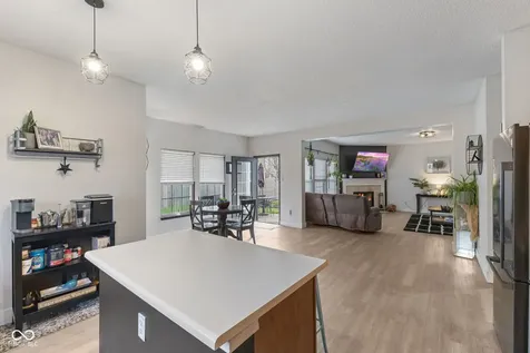 797 Hickory Pine Drive New Whiteland IN 46184
