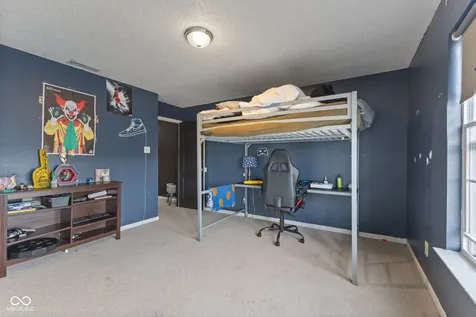 797 Hickory Pine Drive New Whiteland IN 46184
