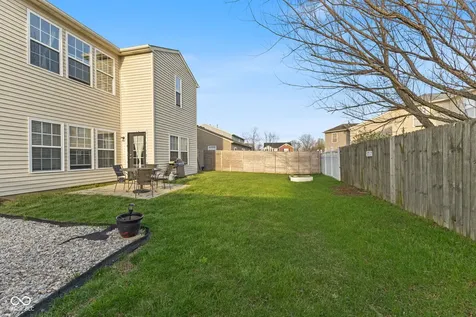 797 Hickory Pine Drive New Whiteland IN 46184