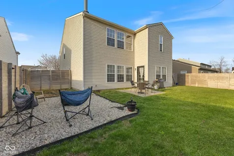 797 Hickory Pine Drive New Whiteland IN 46184