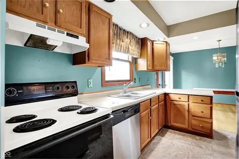 243 E County Line Road Greenwood IN 46143