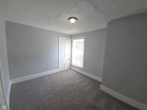 516 W 28th Street Indianapolis IN 46208