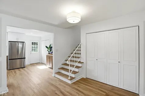 8433 Sunset Lane Indianapolis IN 46260