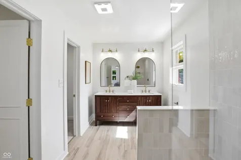 8433 Sunset Lane Indianapolis IN 46260