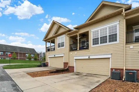 1598 Lacebark Drive Greenwood IN 46143
